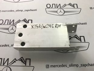 Кронштейн усилителя правый на Mercedes CLA C117 W176 w246 GLA x156